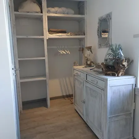 Les De L'estelou Bed and breakfast