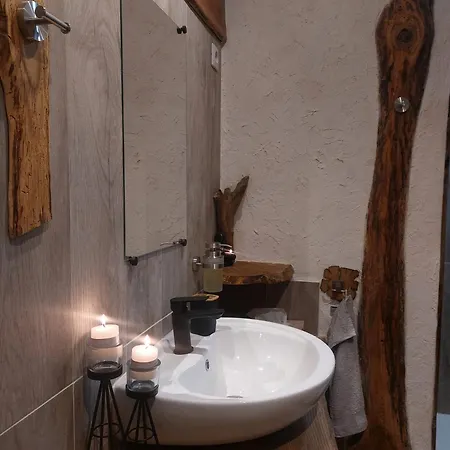 Les De L'estelou Bed and breakfast 3*