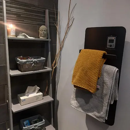 Les De L'estelou Bed and breakfast 3*
