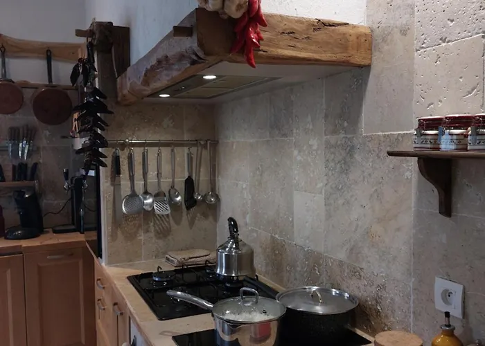 Les De L'estelou Couette-café